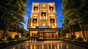 a building with a sign that reads westbury inn at Hotel Vasudevay Inn in Haridwār