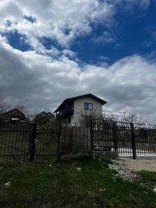 Gallery image of FamALSANAT in Cîmpeneşti