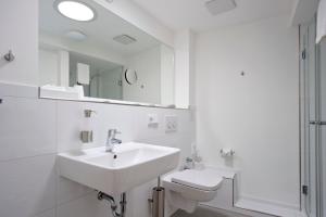 Koupelna v ubytování einzigartig - Das kleine Hotel im Wasserviertel + 37 fotografií