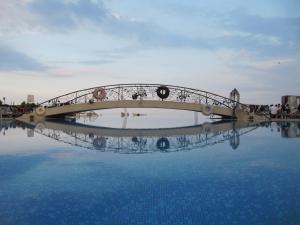 The swimming pool at or close to Kaliakria Resort