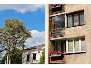 Budova, v ktorej sa apartmán nachádza