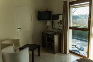 Kuchyň nebo kuchyňský kout v ubytování Motel Le Léman + 34 fotografií