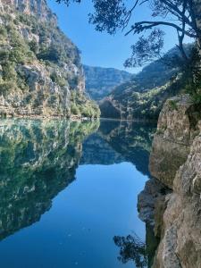 a view of a river in a canyon at Le jardin de Nigelle , En Provence in Mallemoisson