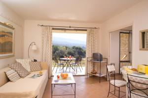 Gallery image of Madame Vacances Résidence Provence Country Club in Saumane-de-Vaucluse