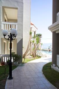 The building in which az apartmanhoteleket is located