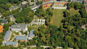 Pohľad z vtáčej perspektívy na ubytovanie Europahaus Wien