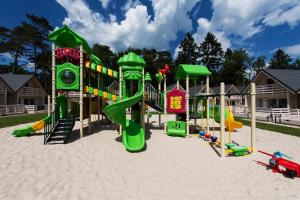 Lasten leikkialue majoituspaikassa Holiday Park & Resort Niechorze