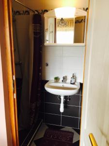 Gallery image of Apartman Edit in Hark&aacute;ny