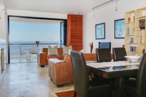 Gallery image of Bali Luxury Suite C in Cape Town