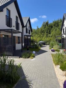 a walkway in front of a house at PORTKNAUBER in Rowy