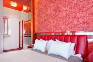 Postel nebo postele na pokoji v ubytování Road Star Hotel