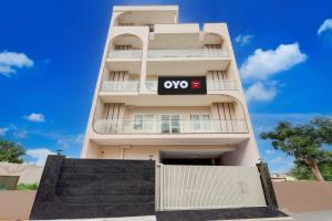 Gallery image of Hotel O Naveen Stay in Gurgaon