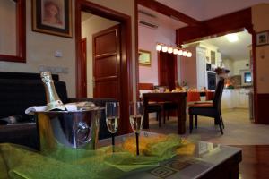 Kuchyň nebo kuchyňský kout v ubytování Apartment Splendid