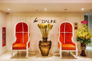 Un lugar para sentarse en Adaline Hotel and Suite