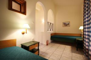 Gallery image of Lakonia Bay Apartments in Archangelos