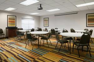 Kawasan bisnes dan/atau bilik persidangan di Fairfield Inn & Suites by Marriott Olean, NY