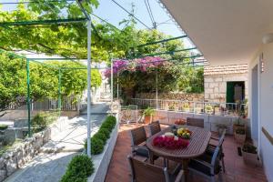 Galeriebild der Unterkunft Holiday Home Trsteno in Trsteno