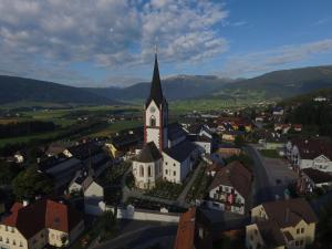 Blick auf Ferienwohnungen Lankmayer aus der Vogelperspektive