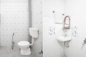 two pictures of a bathroom with a toilet and a sink at Super Hotel O Gaya Railway Station Formerly Vishal Inn in Gaya