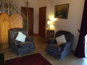 Posezení v ubytování Hillcrest Holiday Home