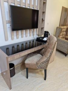 Gallery image of Grand East Hotel in Akwa