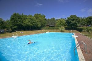 Fotografie z fotogalerie ubytování Camping El Helguero v destinaci Ruiloba