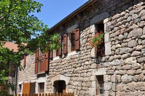Gallery image of La grange de chams in Laval-Atger