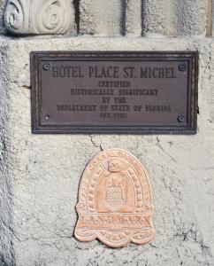 Certifikát, hodnocení, plakát nebo jiný dokument vystavený v ubytování Hotel St. Michel