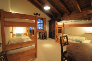Postel nebo postele na pokoji v ubytování Haus Tiefbach - Apartment Cervino