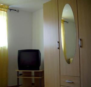 TV a/nebo společenská místnost v ubytování Apartment OG 2