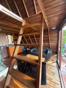 an open room with a desk and a chair at Cabaña en Jericó in Jericó