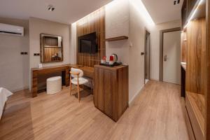 Virtuvė arba virtuvėlė apgyvendinimo įstaigoje Dumer Butik Hotel