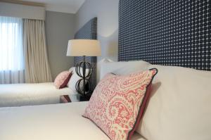 Wrightington Hotel & Health Club客房内的一张或多张床位