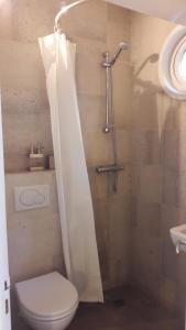 Un baño de Villa des iris