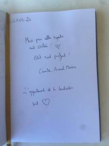 a piece of paper with a heart written on it at Joli studio climatisé au Port de Hyères - Proche Plages et Commerces - Linge de maison fourni in Hyères +26 photos