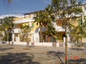 The building in which az apartmanhoteleket is located