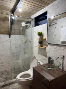 Phòng tắm tại Chalet Renacer +4 ảnh