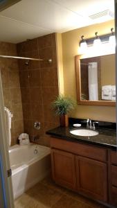 Kylpyhuone majoituspaikassa Highlands Resort at Verde Ridge