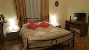 Postel nebo postele na pokoji v ubytování Garden Suite