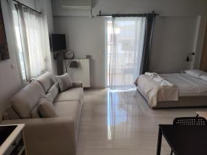 Lova arba lovos apgyvendinimo įstaigoje Chris Apartment