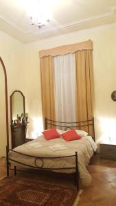 Postel nebo postele na pokoji v ubytování Garden Suite