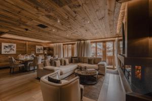 Seating area sa Ultima Hotel Gstaad