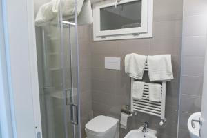Kúpeľňa v ubytovaní Metronia Guest House