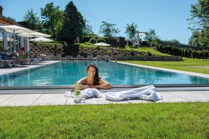 Piscine de l'établissement Refugium Lindenwirt ou située à proximité