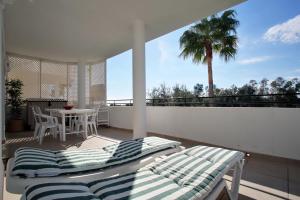 Galeriebild der Unterkunft Sunny Golf Apartment in Estepona