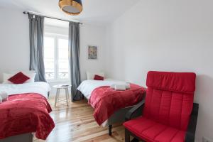 מיטה או מיטות בחדר ב-Casa Eclea Lisbon Great Apartment with terrace