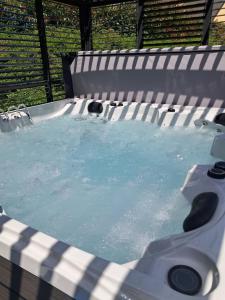 a hot tubificialificialificialificialificialificialificialificialificialificialificialificialificial at Studio Cotentin Evas'yon in Feugères