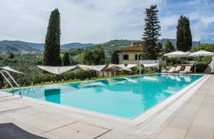 Bazén v ubytování Villa Parri Residenza D'epoca nebo v jeho okolí
