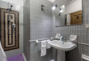 Koupelna v ubytování Guesthouse Da Giosuè + 48 fotografií