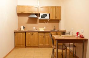 Кухня или мини-кухня в Apartments Ullberg
